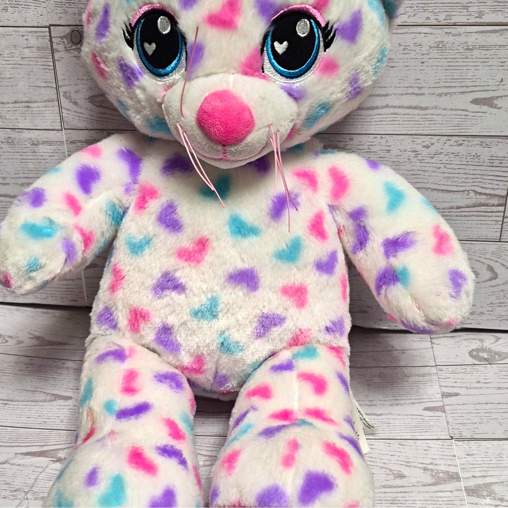 Build-A-Bear Workshop Heart Pattern Cat Plush White 2017 Medium MPN 025497